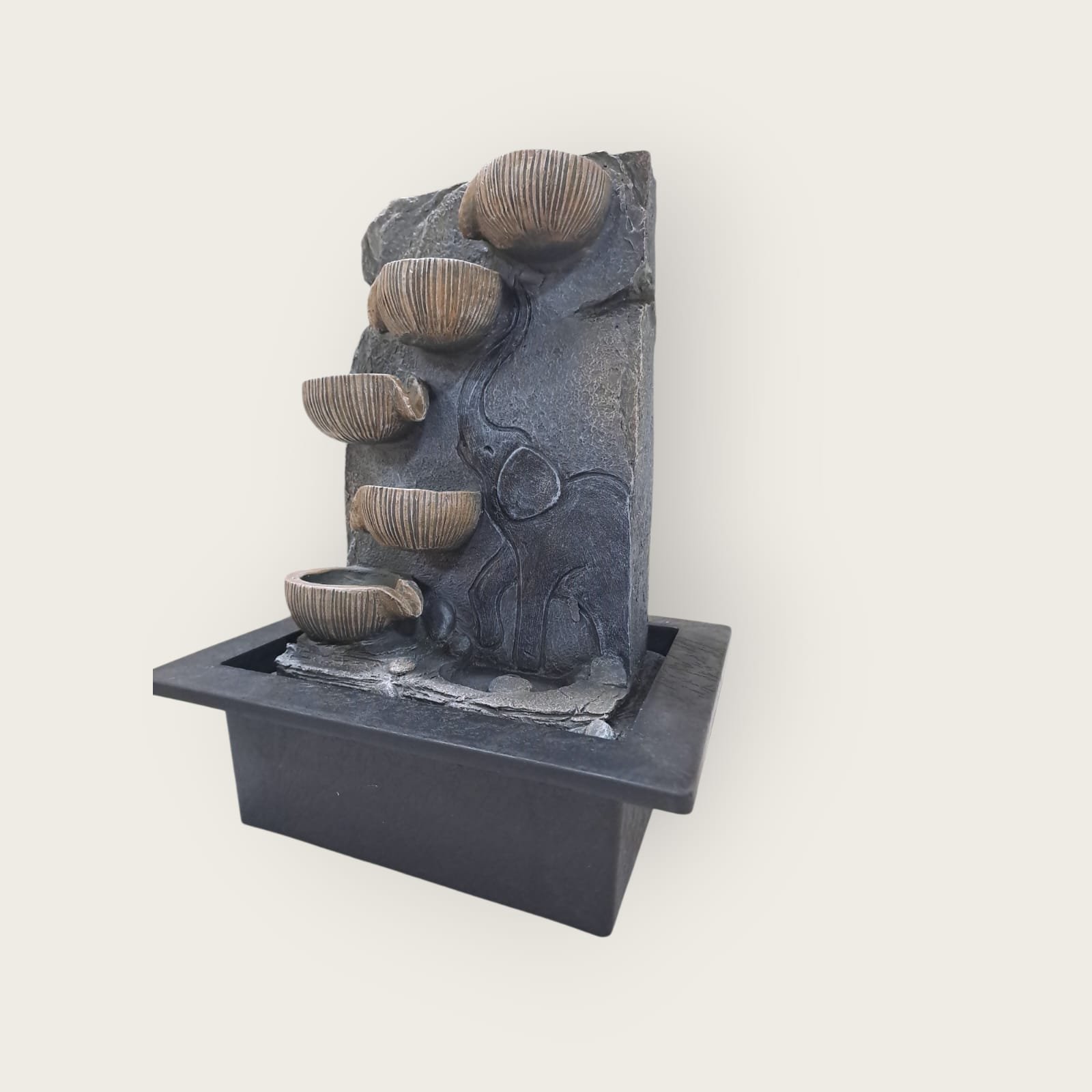 FUI517 Fuente de Agua 33 cm